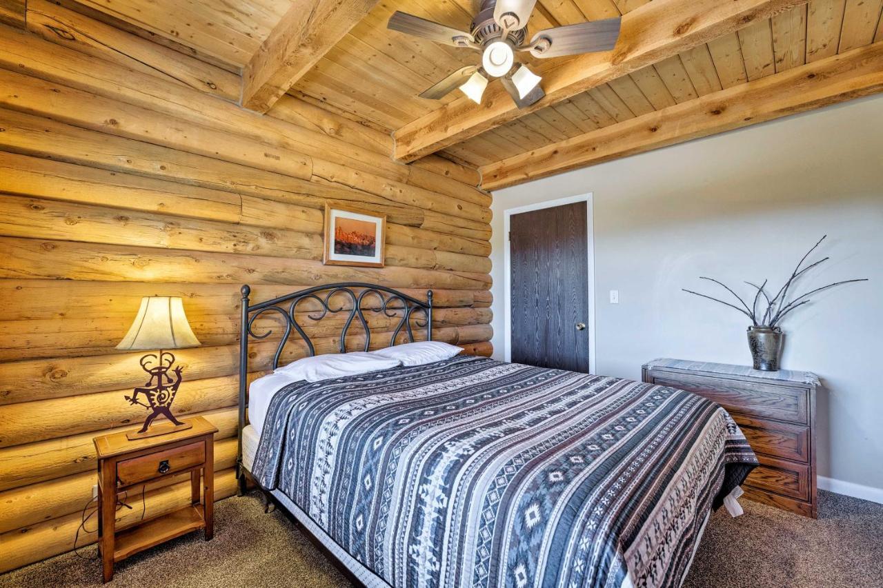 Cabin With Fire Pit, Views And Bbq 18 Mi To Moab! Extérieur photo